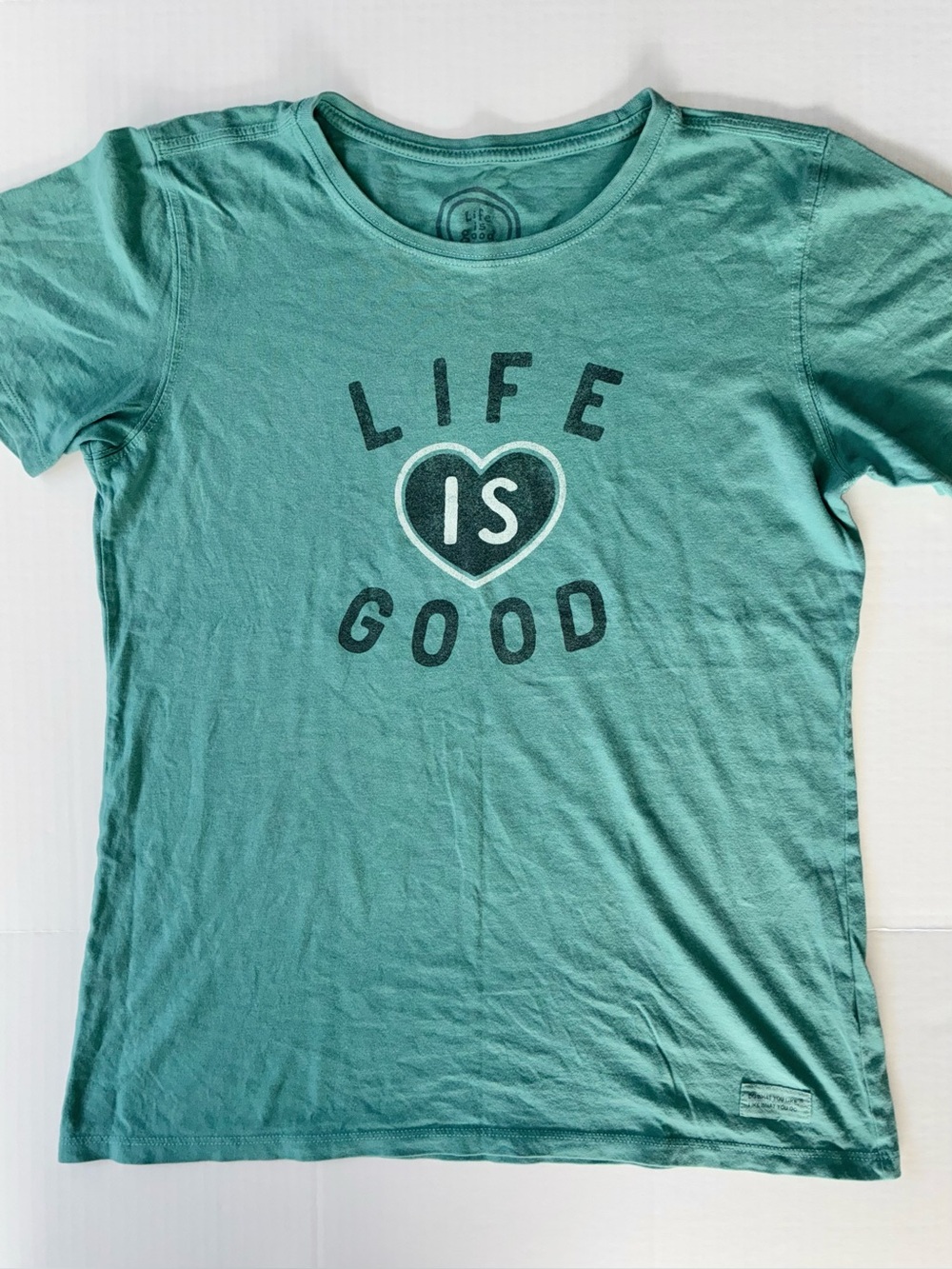 Life Is Good Women’s Teal Short Sleeve T-Shirt With Heart Graphic Size Medium